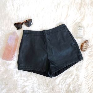 [LE] Hollister • Faux Leather Shorts With Pockets